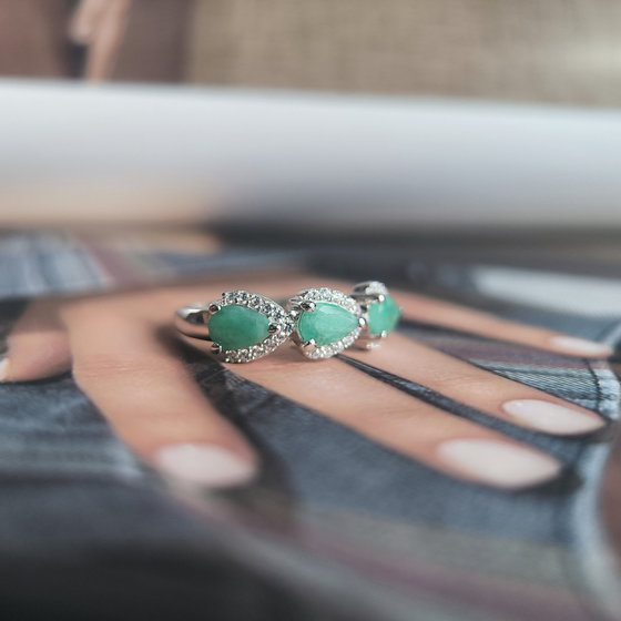 Серебряное кольцо с изумрудом 1.432ct