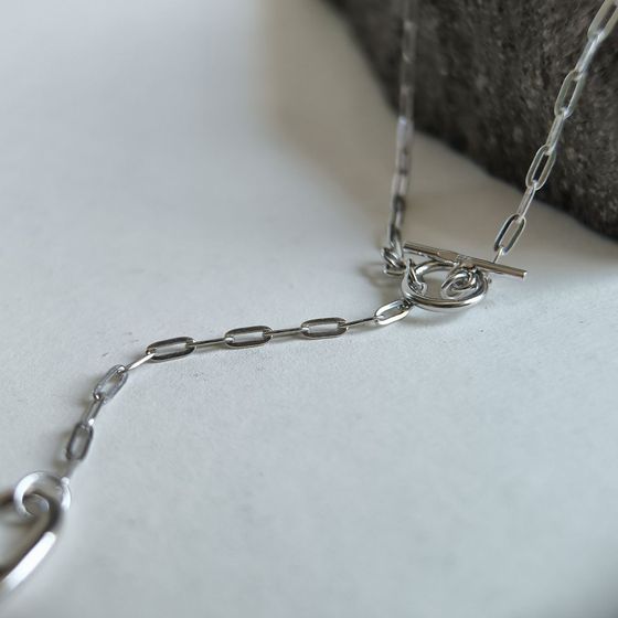 Серебряное колье без камней
