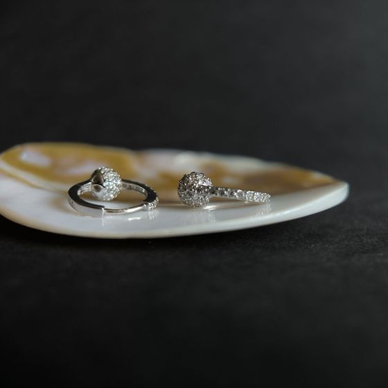 Серебряные серьги с фианитами