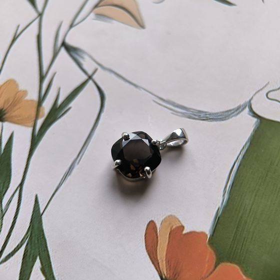 Серебряная подвеска с раухтопазом (дымчатым кварцем) 3.588ct