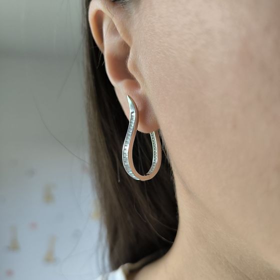 Серебряные серьги с фианитами