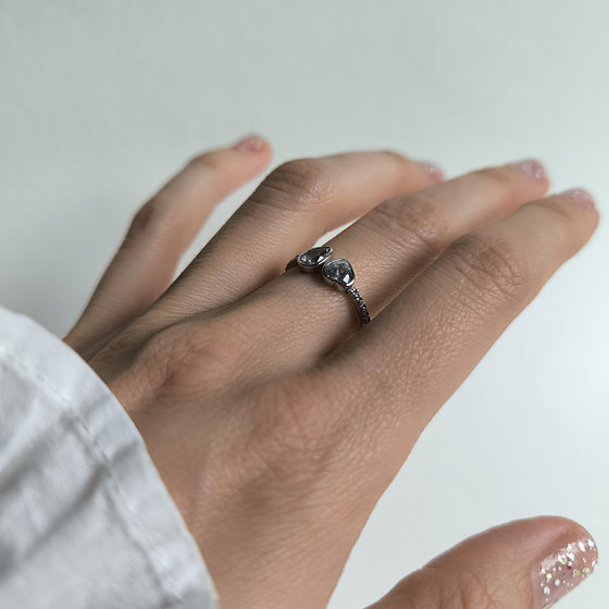 Серебряное кольцо с фианитами