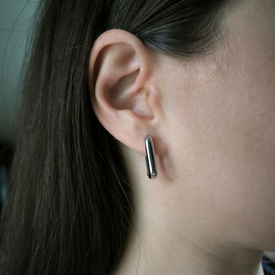 Серебряные серьги без камней Серебряные серьги без камней