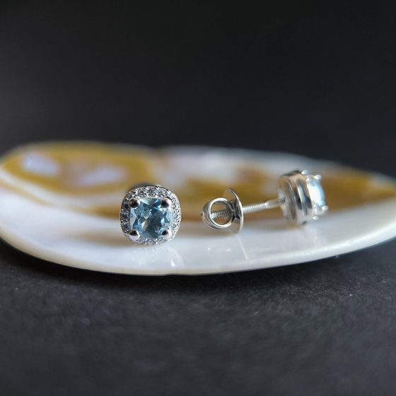 Серебряные серьги с топазом 1.608ct, фианитами