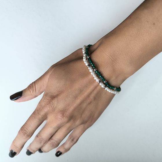 Серебряный браслет с жемчугом барочным, зеленим жадеїдом