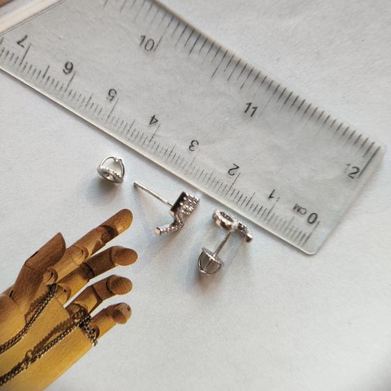 Серебряные серьги с фианитами