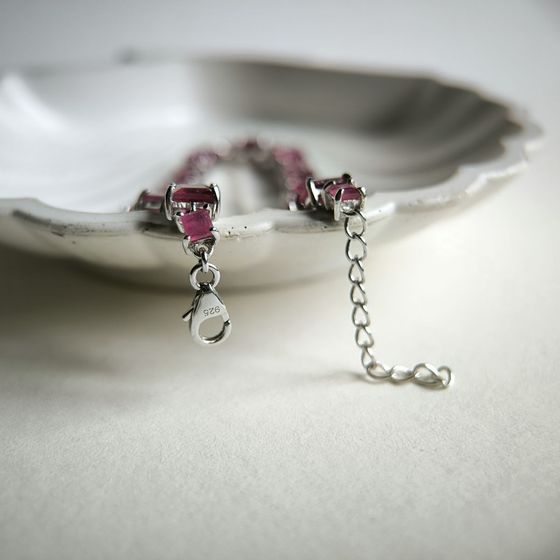 Серебряный браслет с рубином