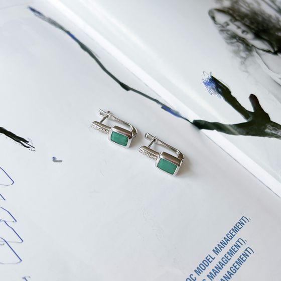 Серебряные серьги с изумрудом 1.984ct
