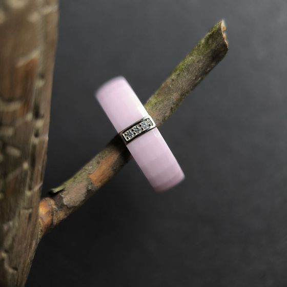 Серебряное кольцо с керамикой