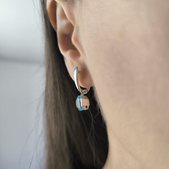 Серебряные серьги с топазом 2.817ct