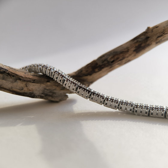 Серебряный браслет с гранатом 4.35ct