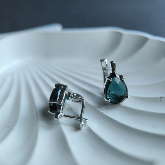 Серебряные серьги с топазом Лондон Блю 5.867ct