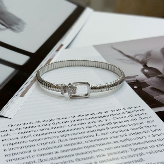 Серебряный браслет без камней