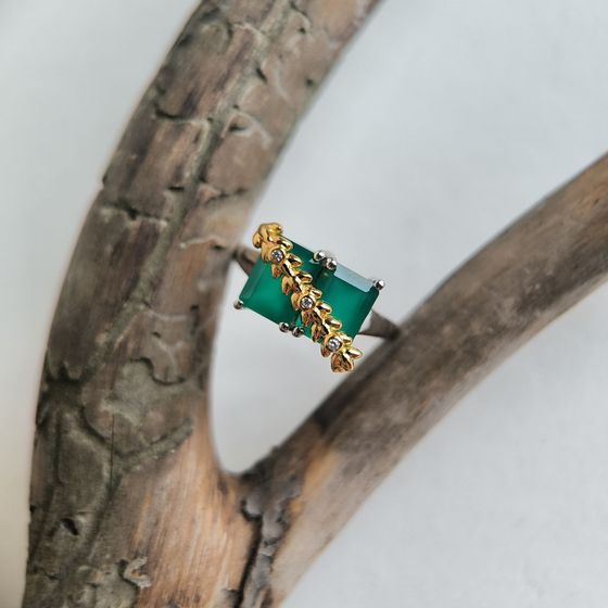 Серебряное кольцо с агатом 2.885ct