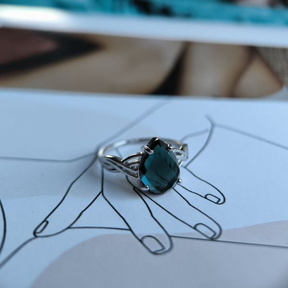 Серебряное кольцо с топазом Лондон Блю 3.363ct