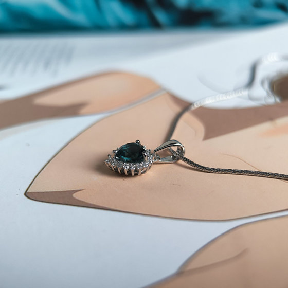 Серебряная подвеска с топазом Лондон Блю 0.948ct, фианитами
