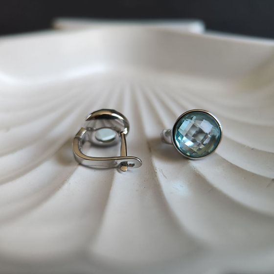 Серебряные серьги с фианитами