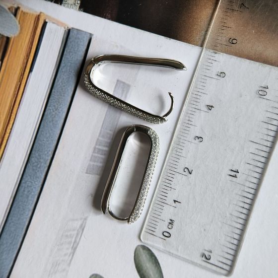 Серебряные серьги с фианитами Серебряные серьги с фианитами