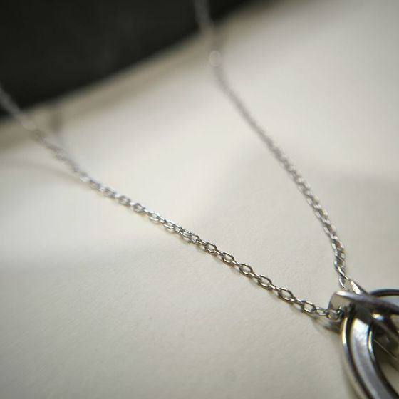 Серебряное колье с перламутром