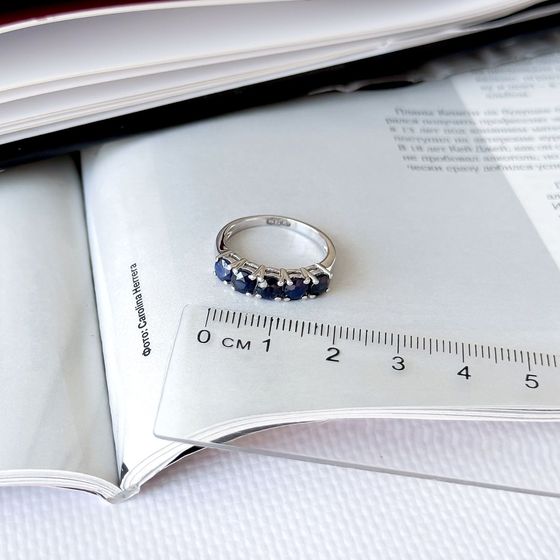 Серебряное кольцо с сапфиром 1.75ct