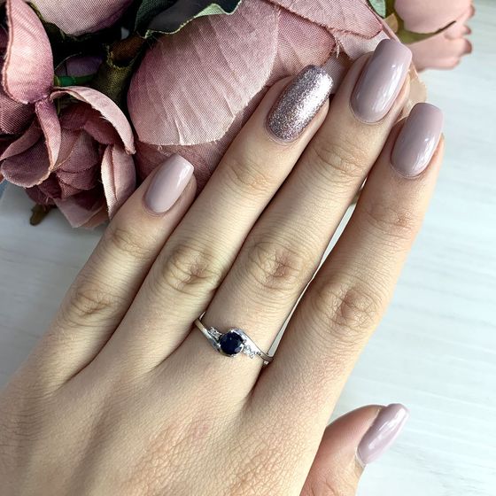 Серебряное кольцо с сапфиром 0.747ct