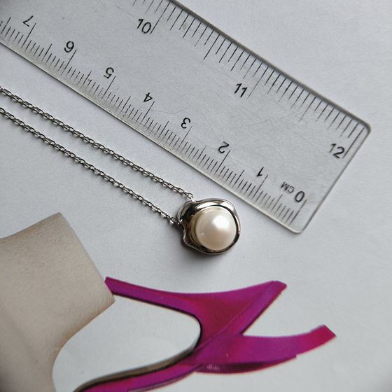 Серебряное колье с жемчугом