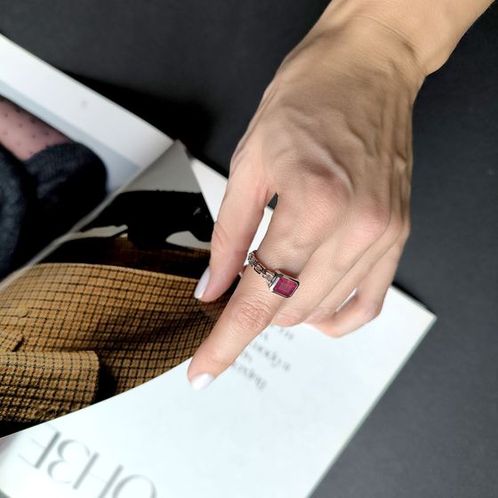 Серебряное кольцо с рубином 2.157ct