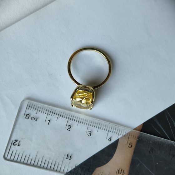 Серебряное кольцо с фианитами