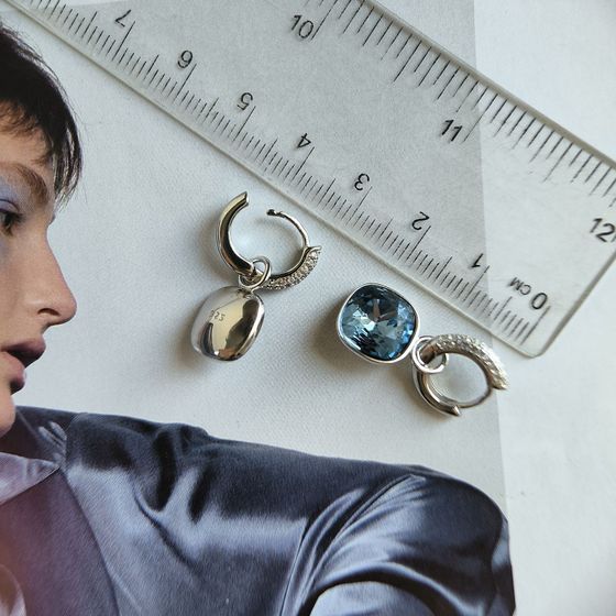 Серебряные серьги с фианитами Серебряные серьги с фианитами