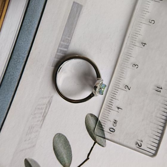 Серебряное кольцо с мистик топазом 0.547ct