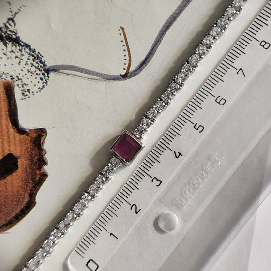 Серебряный браслет с рубином 9.832ct
