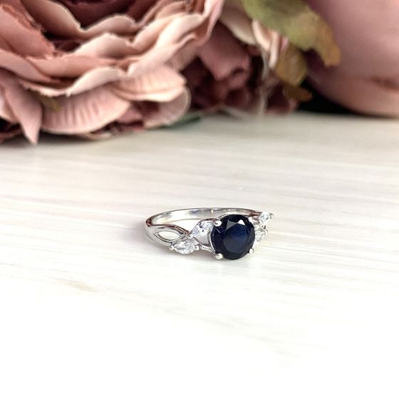 Серебряное кольцо с сапфиром nano 1.592ct