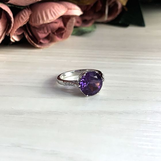 Серебряное кольцо с александритом 5.022ct