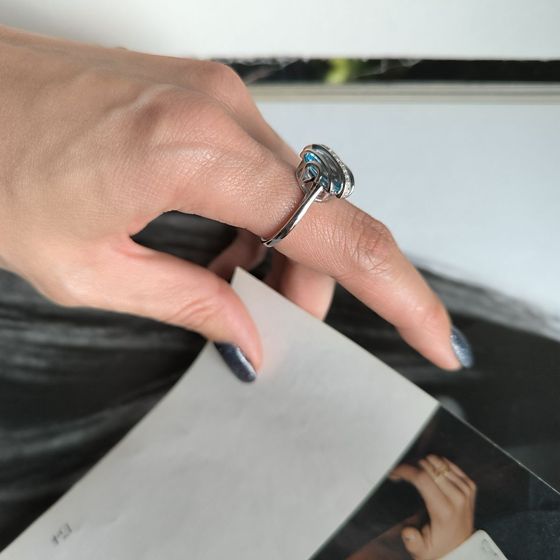 Серебряное кольцо с топазом 5.98ct