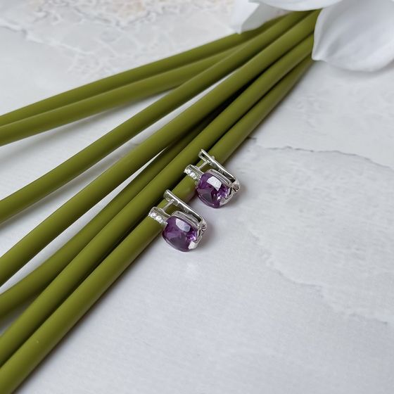 Серебряные серьги с александритом