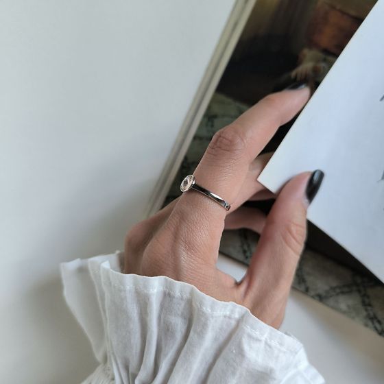 Серебряное кольцо с фианитами