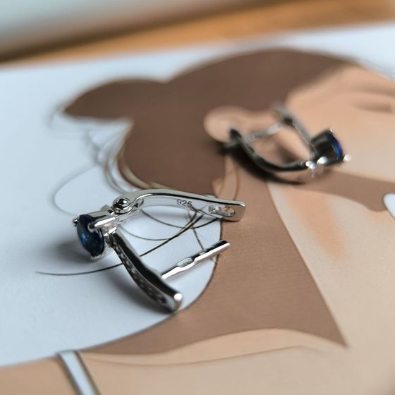 Серебряные серьги с сапфиром nano 2.917ct