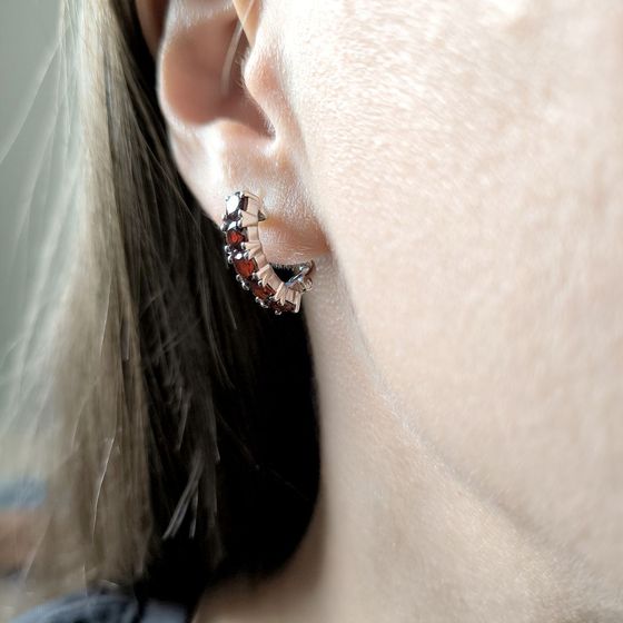 Серебряные серьги с гранатом 3.142ct