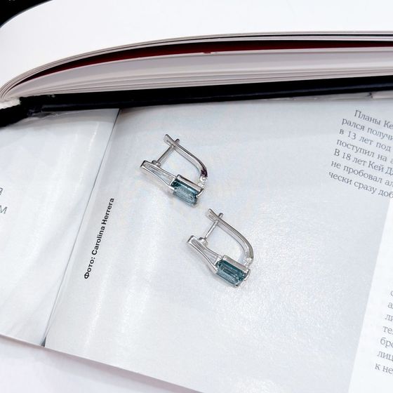 Серебряные серьги с топазом Лондон Блю 2.635ct
