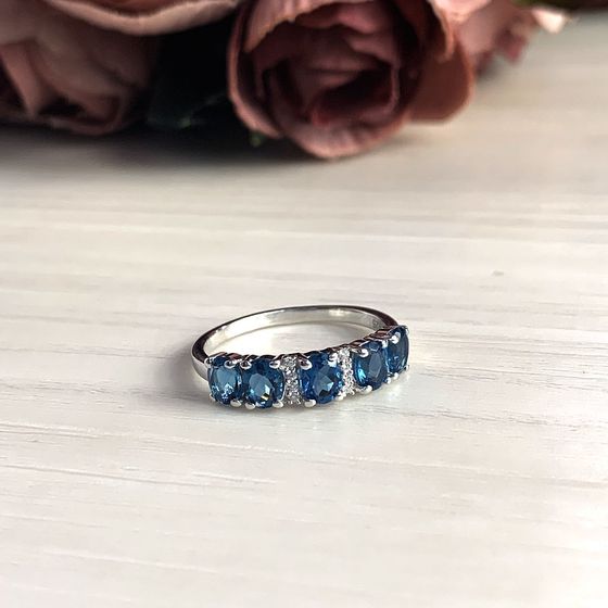 Серебряное кольцо с топазом Лондон Блю 1.647ct
