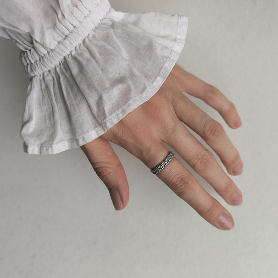 Серебряное кольцо с фианитами