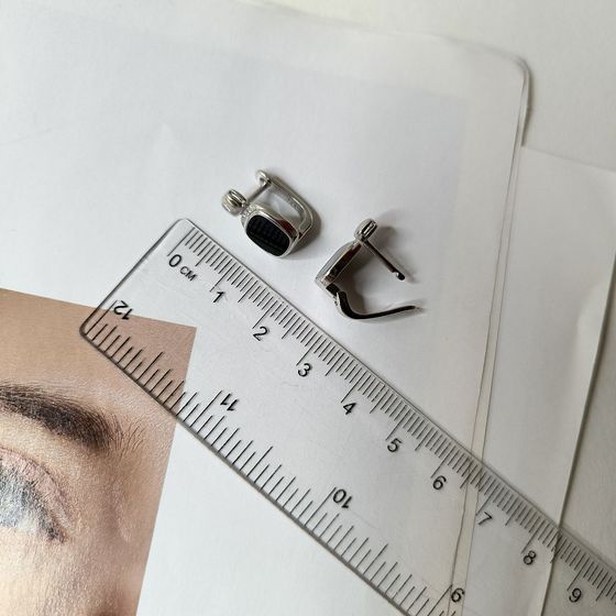 Серебряные серьги с ониксом