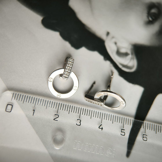 Серебряные серьги с фианитами