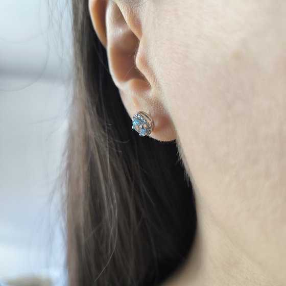 Серебряные серьги с топазом 1.608ct, фианитами