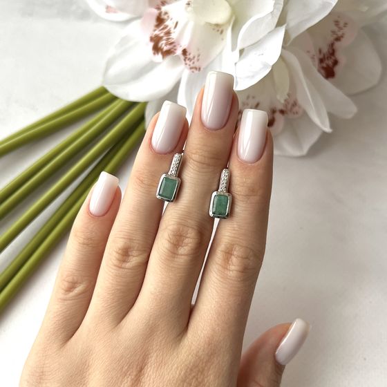 Серебряные серьги с изумрудом 2.13ct