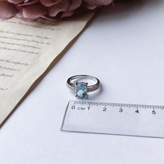 Серебряное кольцо с топазом 3.11ct