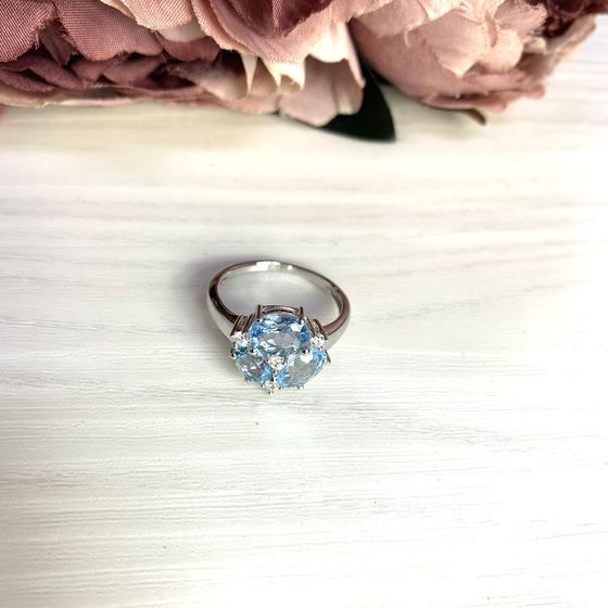 Серебряное кольцо с топазом