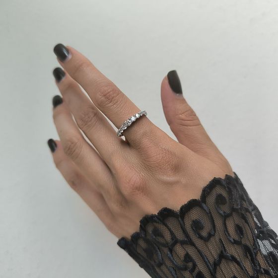 Серебряное кольцо с фианитами