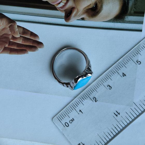 Серебряное кольцо с бирюзой Серебряное кольцо с бирюзой