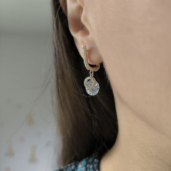 Серебряные серьги с фианитами